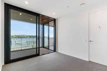 301 Catal/6 Boundary Road, Hobsonville