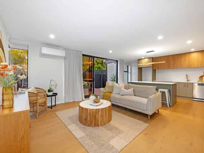 1/100 Innes Road, Saint Albans