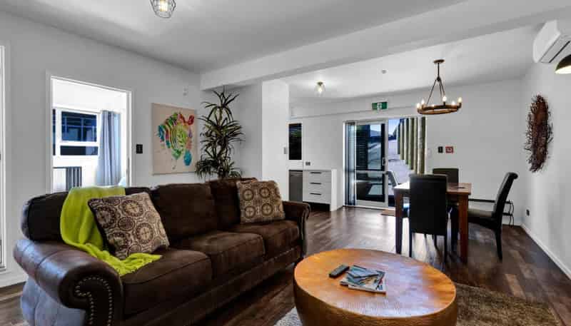 1/367 Devon Street East, Strandon