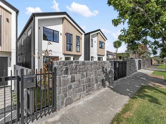 55B Tawa Road, One Tree Hill