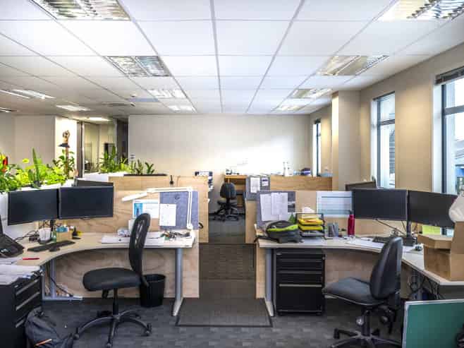 Functional office and warehouse in Rosebank