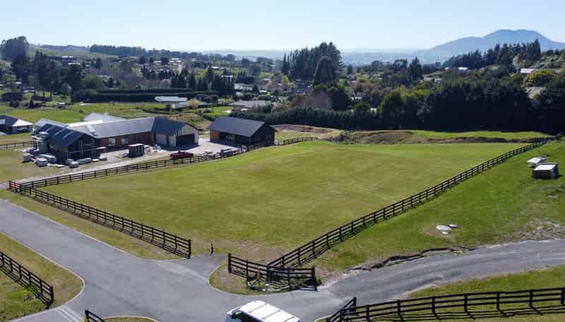 17 Lochinvar Lane, Acacia Bay