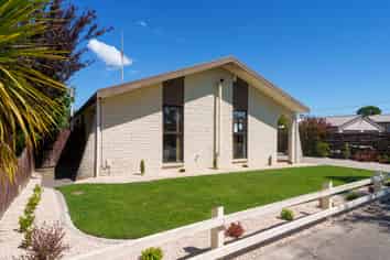 4 Exton Street, Redwood