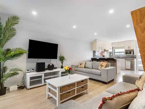 8/6 Patterson Street, Sandringham