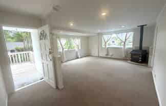 39 Onedin Place, Titirangi