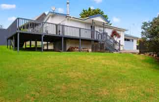 16 Puawai Street, Kaiwaka