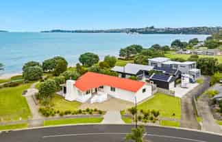 28 Schooner Avenue, Snells Beach