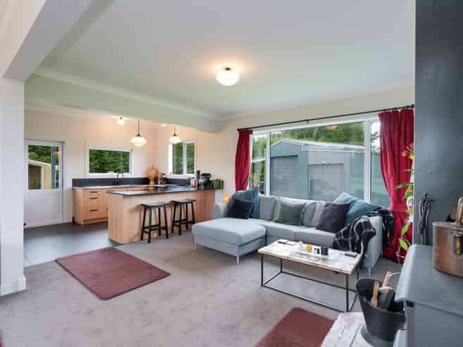 193 Mason Road, Seaward Bush