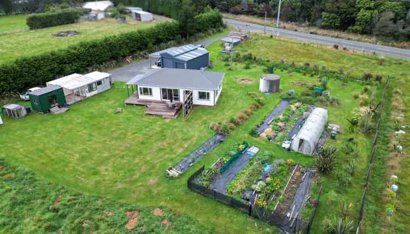 193 Mason Road, Seaward Bush