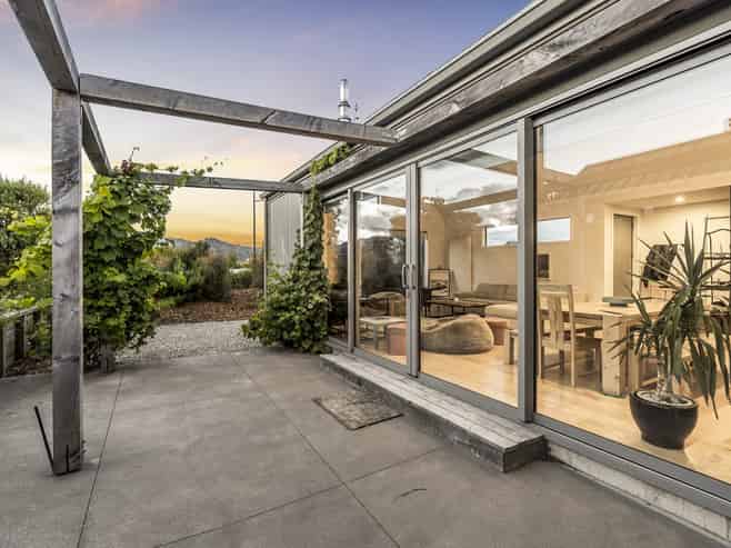 22 Robrosa Street, Wanaka