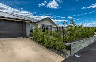 2/11 Miro Street, Maeroa