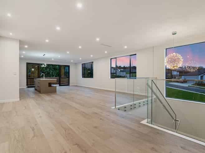 33 Kaupeka Road, Millwater