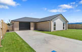 9 Georgina Beyer Way, Carterton