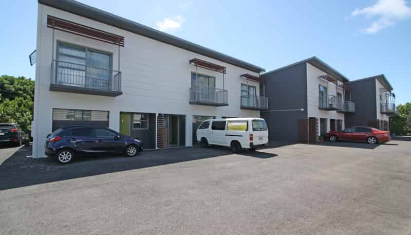 2/38 Maratahu Street, Westown