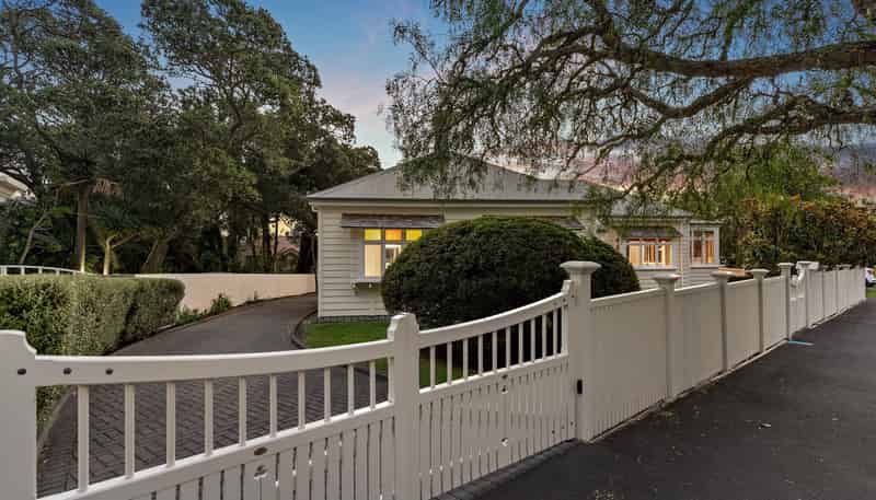 32 Clarence Road, Northcote Point