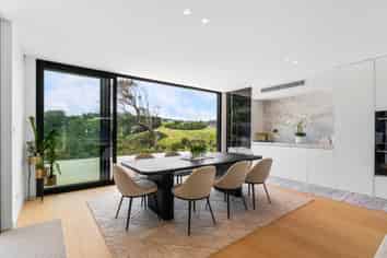 24A Southridge Road, Flat Bush