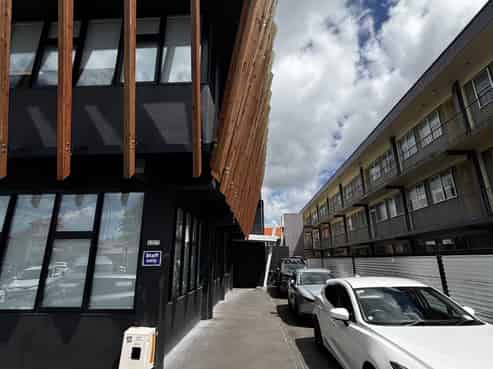 Large A-Grade office