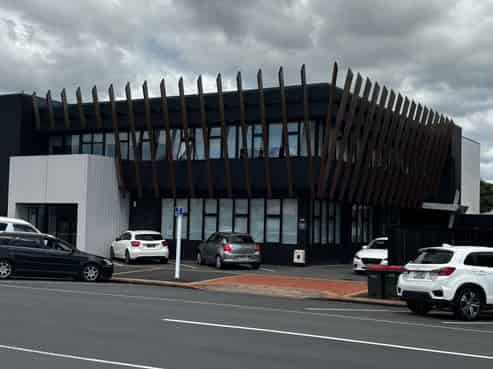 Large A-Grade office