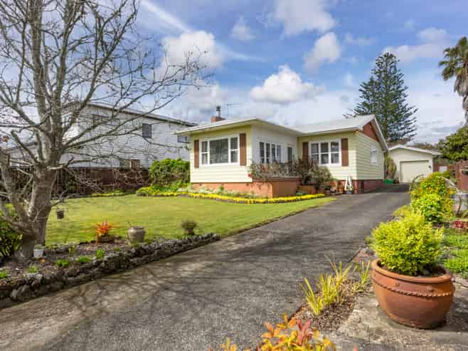 25 Margan Avenue, New Lynn