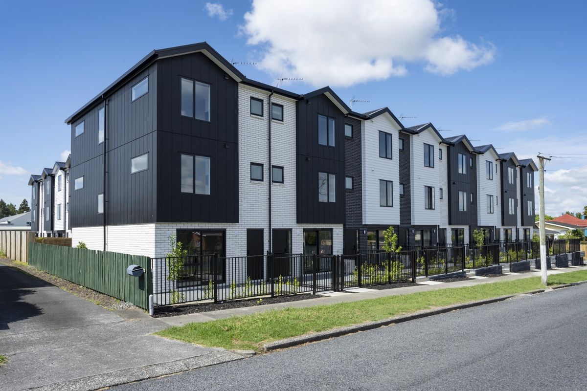 Modern Studio Rooms for Rent - Vista 2