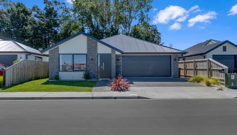 73 Henshaw Street, Ravenswood