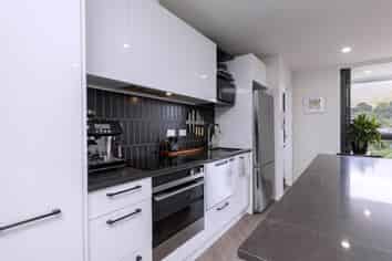 301/82 Jellicoe Road, Panmure