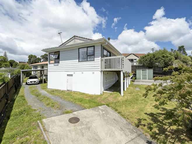 28 Beauchamp Drive, Massey