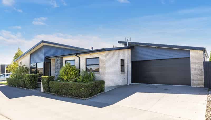 1 Tangy Loch Lane, Broomfield