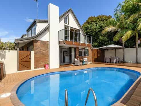 90 Manuwai Drive, Matua