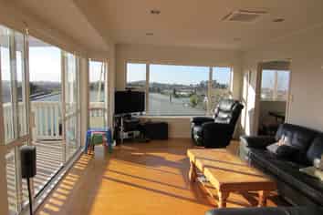 5 Willow Avenue, Birkenhead