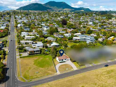 6 Ngauruhoe Street, Hilltop