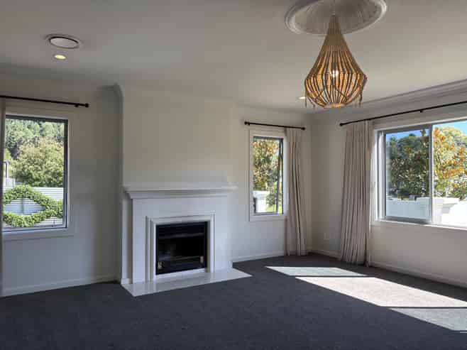 16 Kingfisher Drive, Outer Kaiti