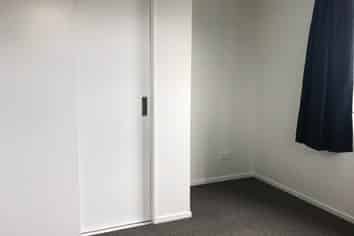 3/472 West Coast Road, Glen Eden