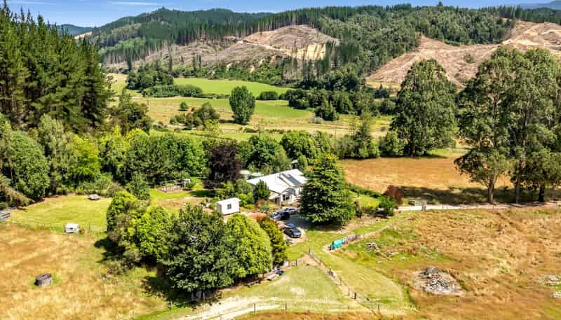 739 Tadmor-Glenhope Road, Tapawera