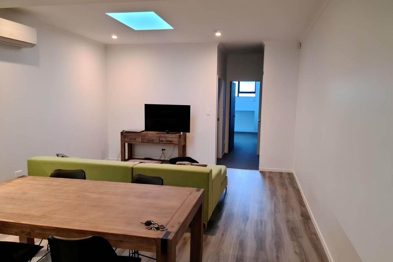 Apartment Living In Town - Widok 2