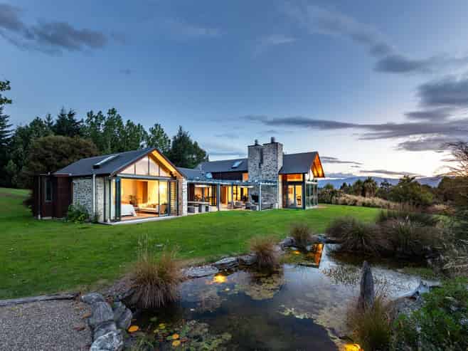 837F Lake Hawea-Albert Town Road, Albert Town