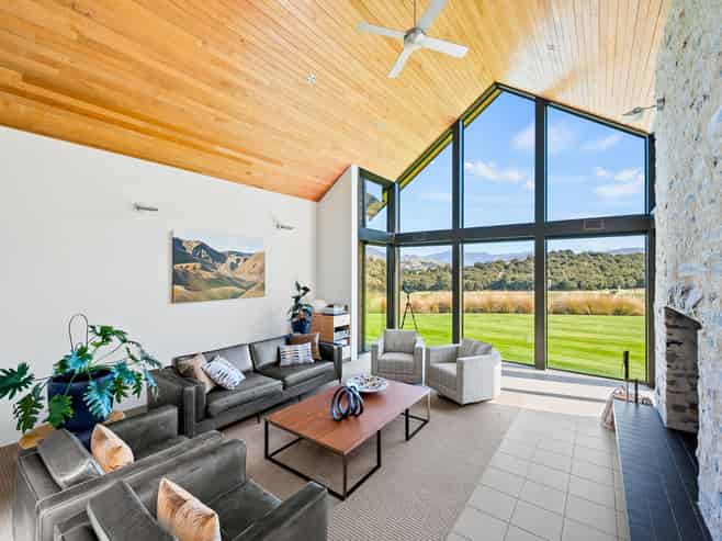 837F Lake Hawea-Albert Town Road, Albert Town