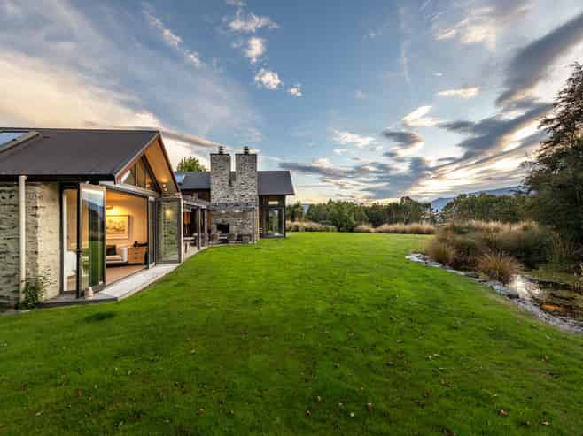 837F Lake Hawea-Albert Town Road, Albert Town