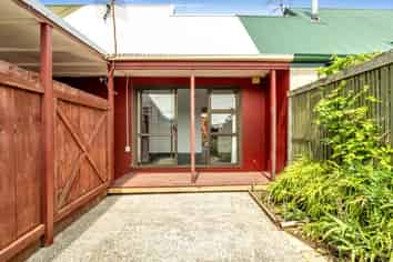 5/66 Robinson Avenue, Holdens Bay