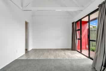 5/66 Robinson Avenue, Holdens Bay