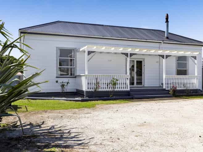 176 Glover Road, Hawera