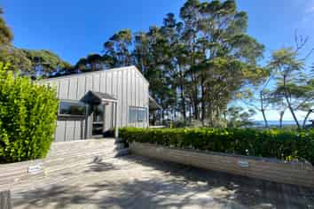 64 Trig Hill Road, Onetangi