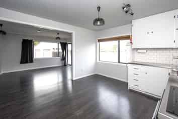 2/16 Claymore Street, Woolston