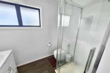 2/16 Claymore Street, Woolston