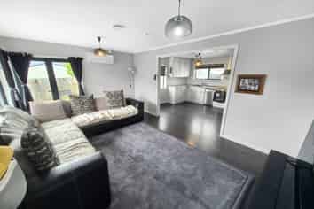 2/16 Claymore Street, Woolston