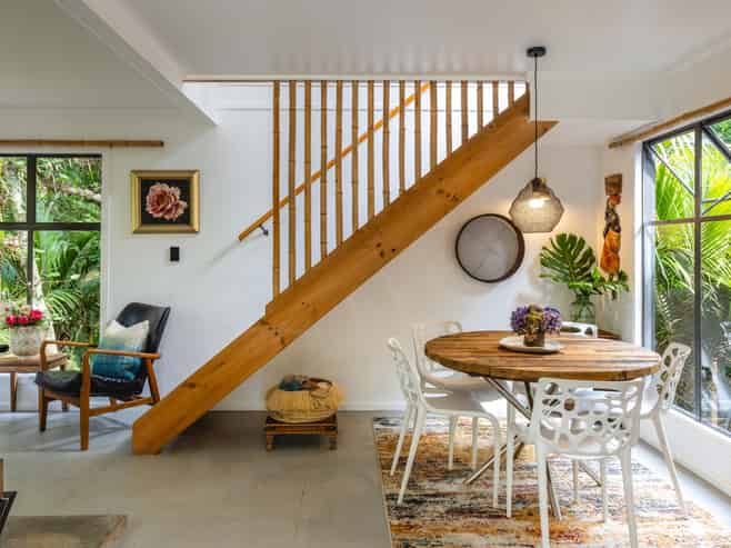 33 Beatty Parade, Surfdale