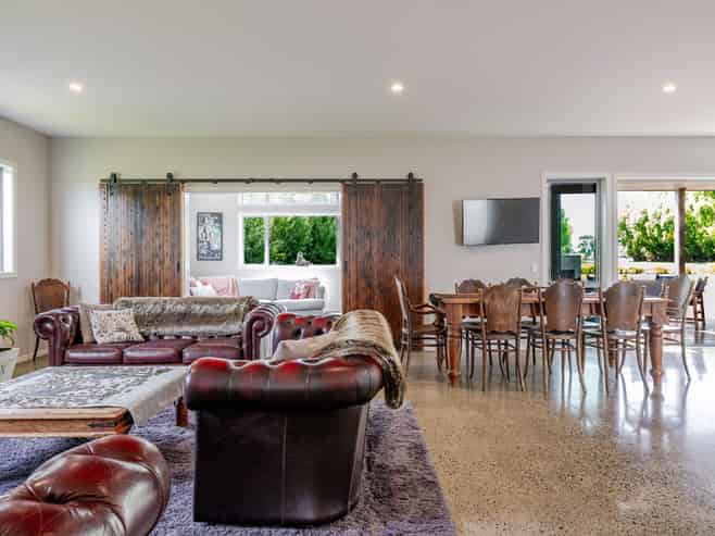 299 Reid Line East, Colyton