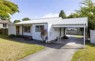 15 Kiddle Drive, Hilltop