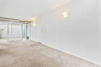 2/24A Landscape Road, Mount Eden