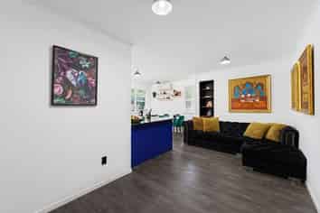 16 Thornlow Street, Glendene